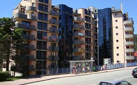 Apartament BB II z ogródkiem